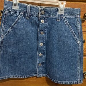 Levi’s denim skirt